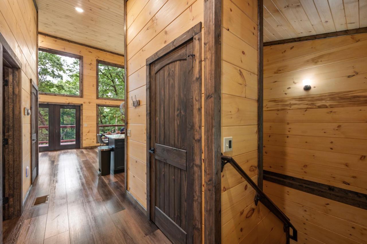 New Cozy Mountain Cabin Hot Tub Near Downtown Gatlinburg Eksteriør bilde