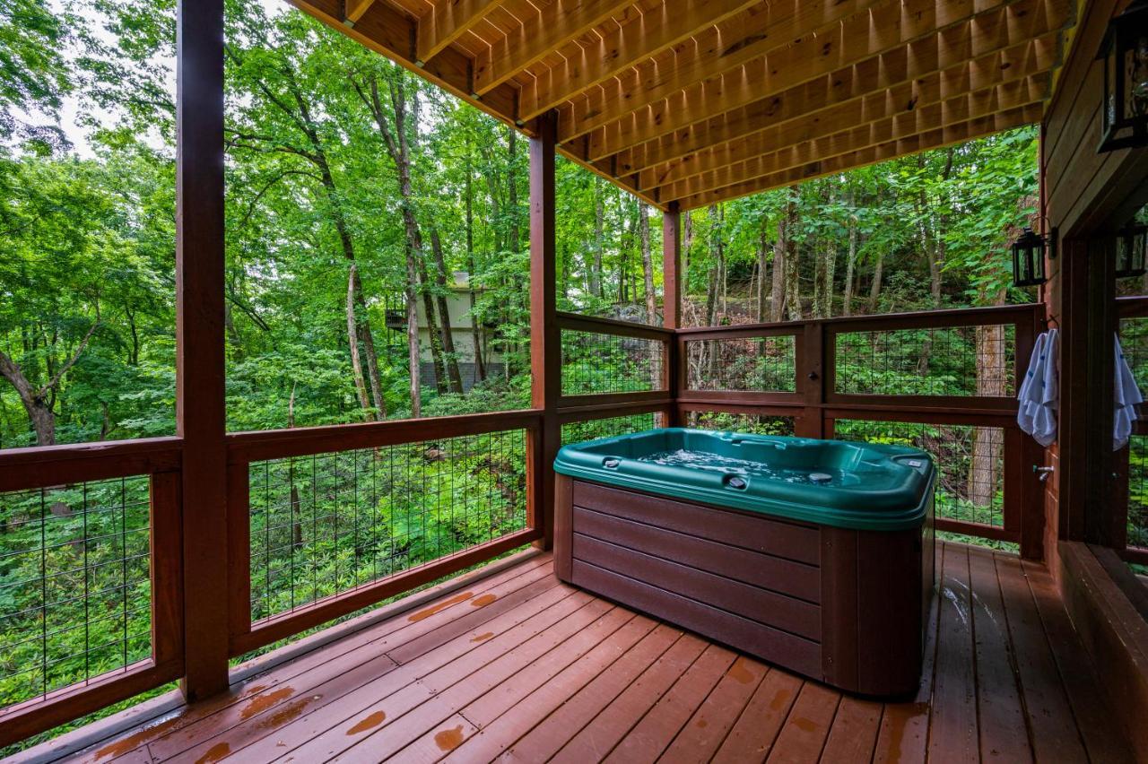 New Cozy Mountain Cabin Hot Tub Near Downtown Gatlinburg Eksteriør bilde