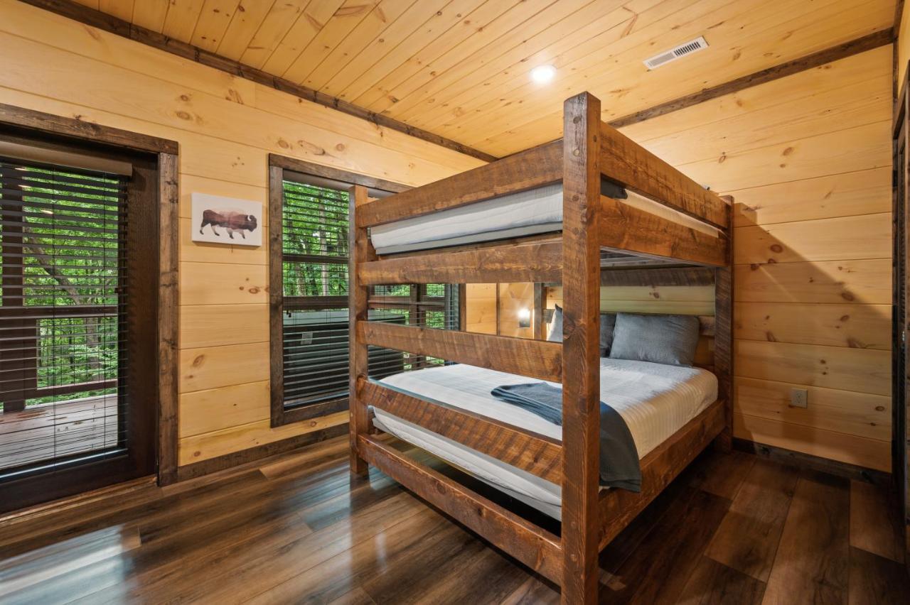 New Cozy Mountain Cabin Hot Tub Near Downtown Gatlinburg Eksteriør bilde