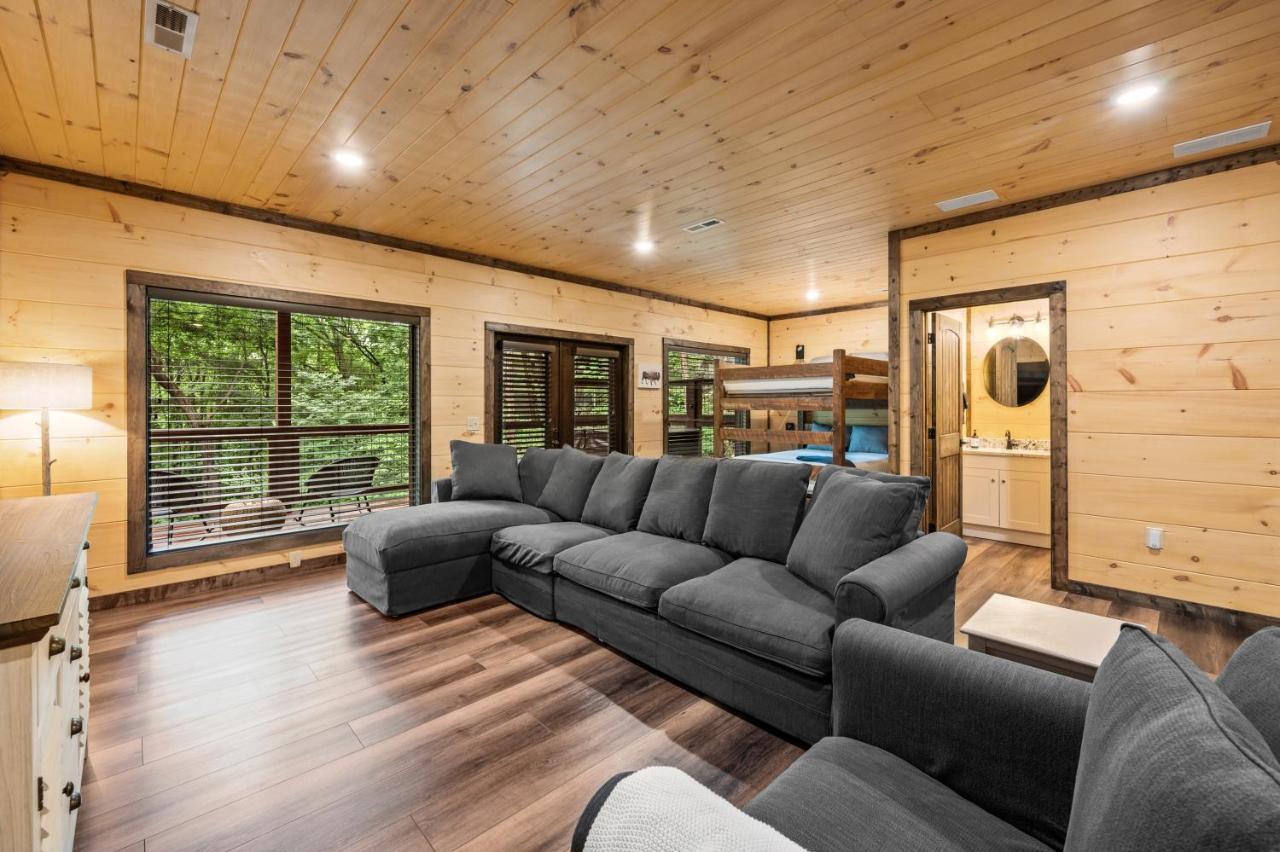New Cozy Mountain Cabin Hot Tub Near Downtown Gatlinburg Eksteriør bilde